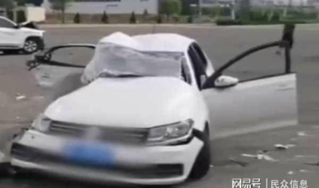 驾校回应教练车事故,安全责任与整改措施并行